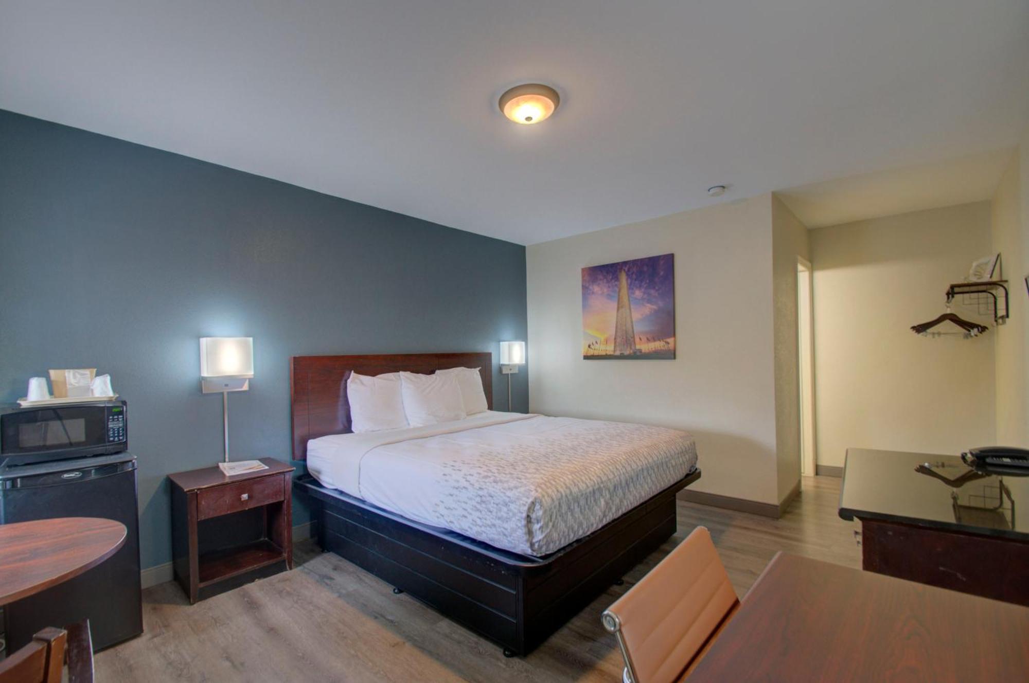 Budget Inn Фолс Черч Экстерьер фото