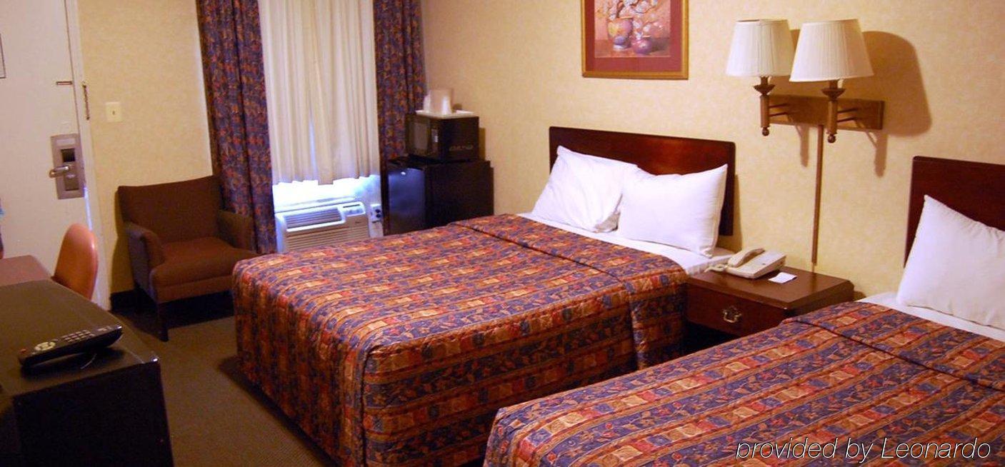 Budget Inn Фолс Черч Экстерьер фото
